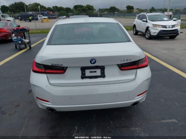 BMW 3 Series Image 17