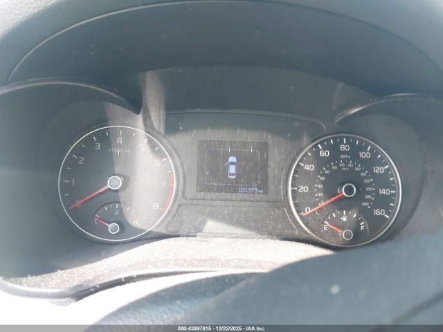 Kia Optima Lx Image 6