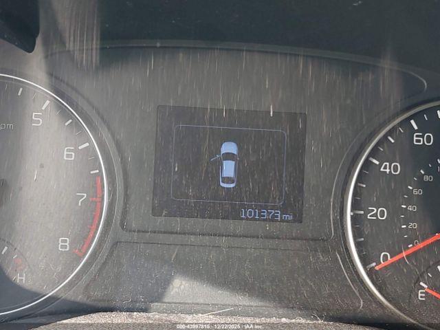 Kia Optima Lx Image 12