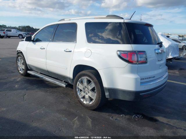 GMC Acadia Image 15