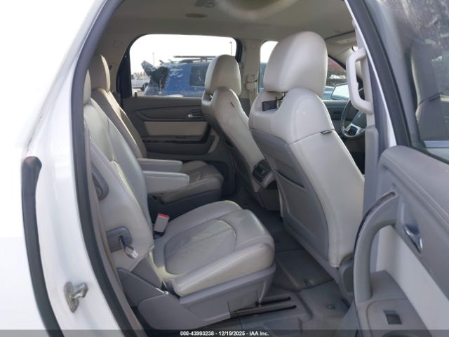 GMC Acadia Image 4