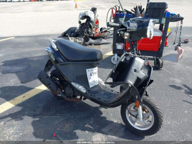  Salvage Genuine Scooter Co. Buddy