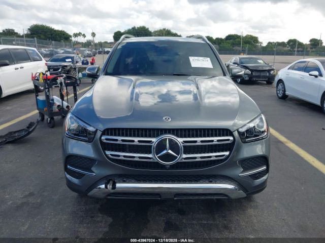 Mercedes-Benz GLE 4matic Image 11