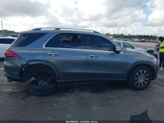Mercedes-Benz GLE 4matic Image 15