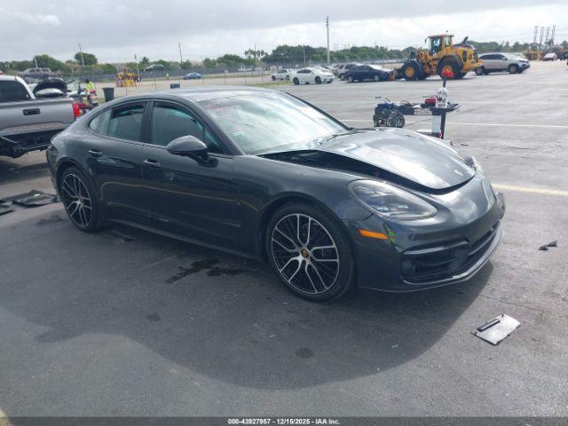  Salvage Porsche Panamera