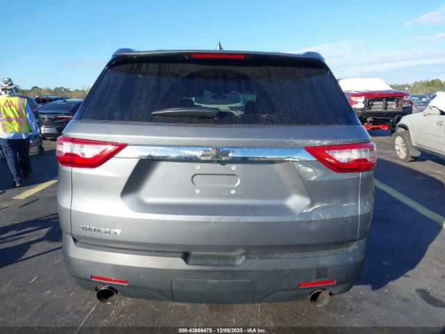 Chevrolet Traverse Ls Image 13