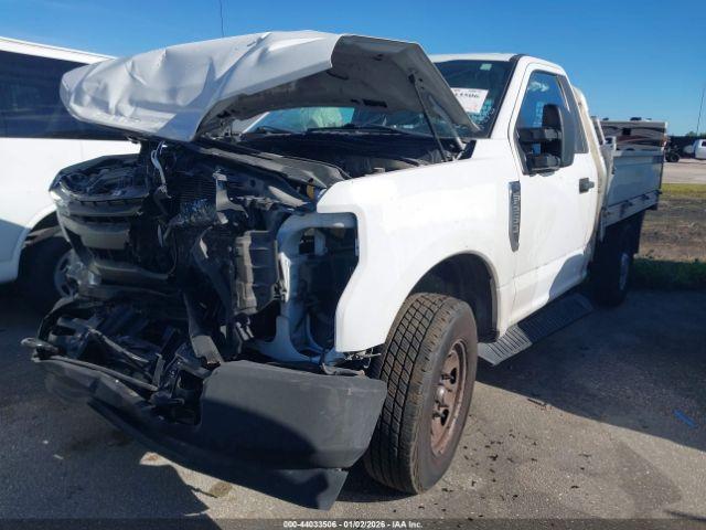 Ford F-250 Xl Image 7