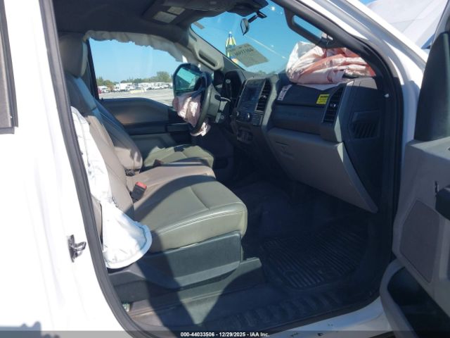 Ford F-250 Xl Image 5