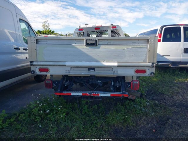 Ford F-250 Xl Image 15