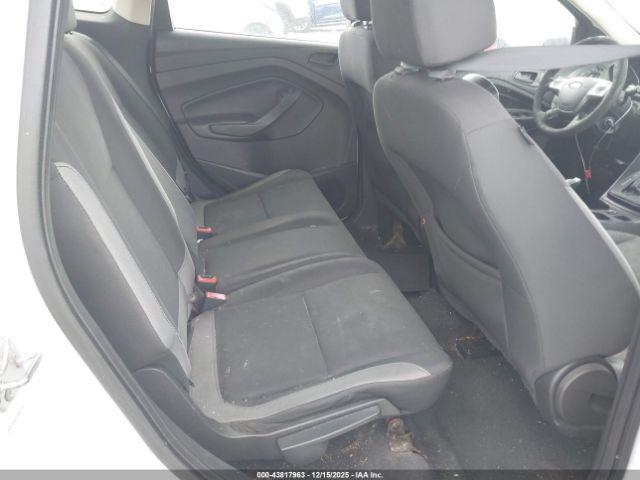 Ford Escape S Image 6