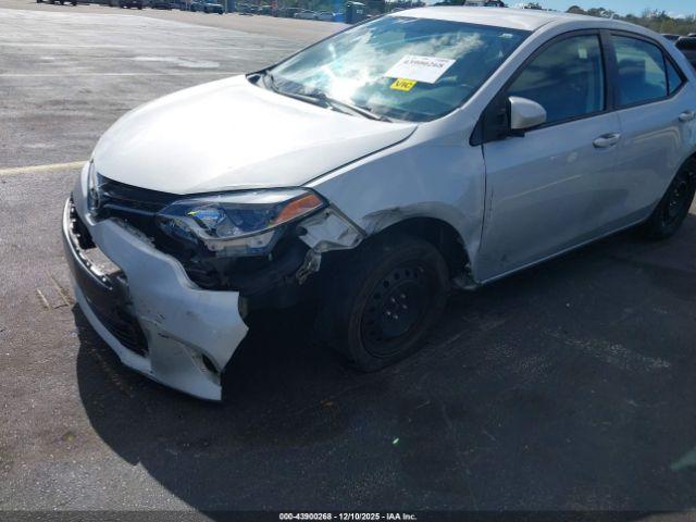 Toyota Corolla Le Image 2