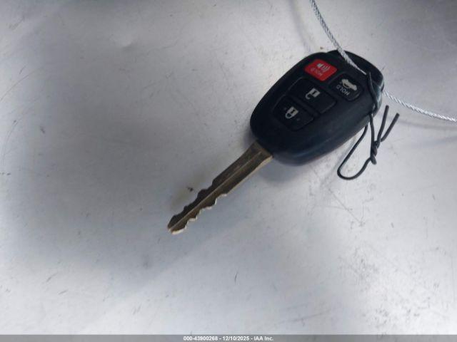 Toyota Corolla Le Image 9