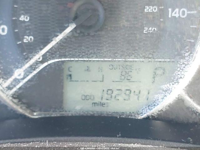 Toyota Corolla Le Image 15