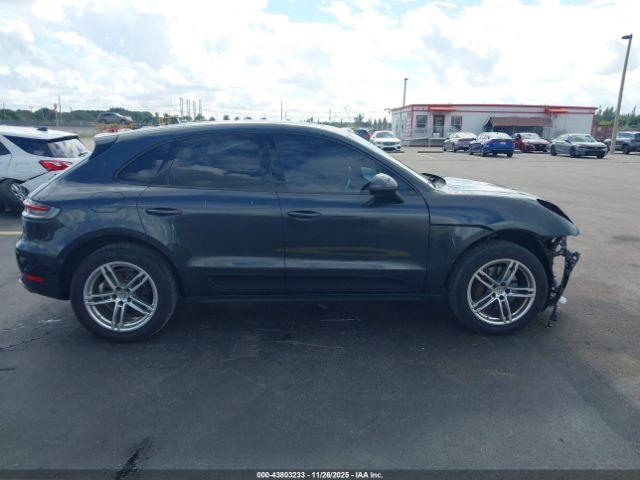 Porsche Macan Image 15