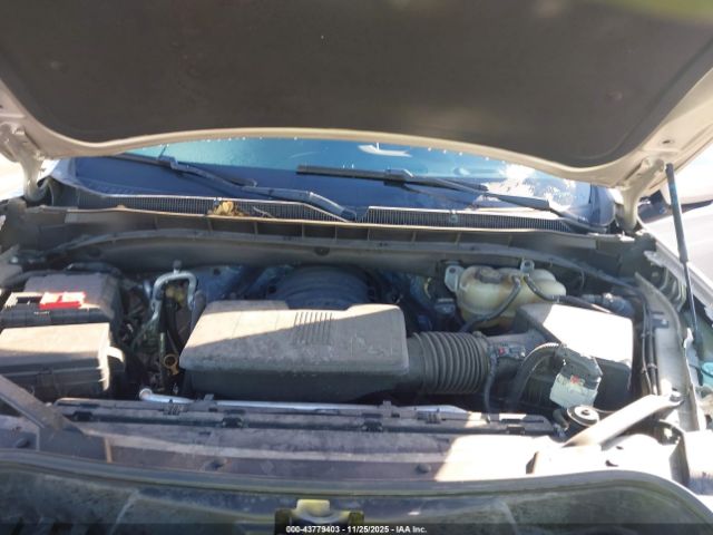 Chevrolet Suburban 2wd Ls Image 5