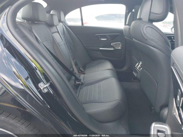 Mercedes-Benz C-Class Image 6