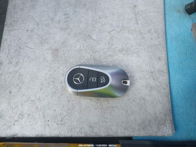 Mercedes-Benz C-Class Image 8