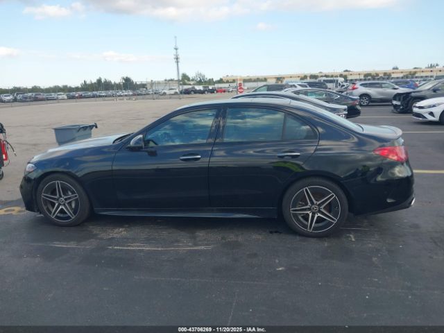 Mercedes-Benz C-Class Image 15