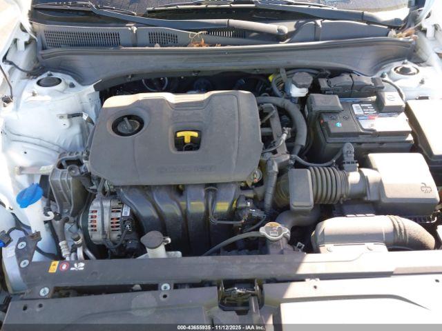 Kia Forte Lxs Image 13