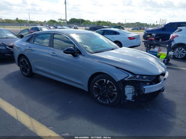 Kia K5 Gt-line Image 1