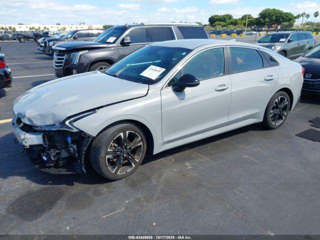 Kia K5 Gt-line Image 3