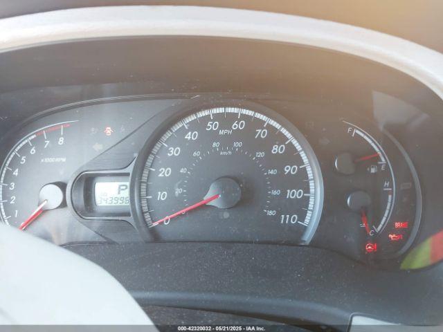 Toyota Sienna Le V6 8 Passenger Image 7