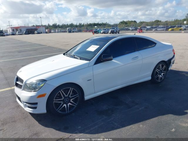 Mercedes-Benz C-Class Image 2