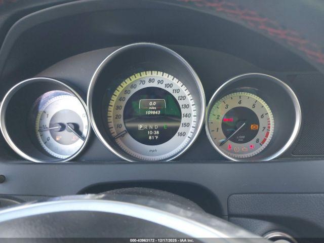 Mercedes-Benz C-Class Image 4