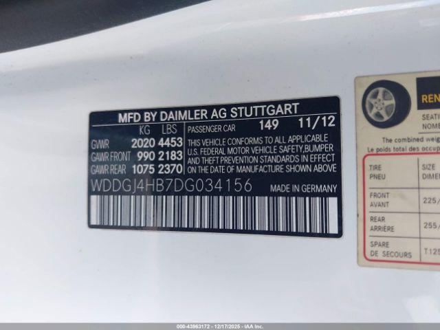 Mercedes-Benz C-Class Image 11