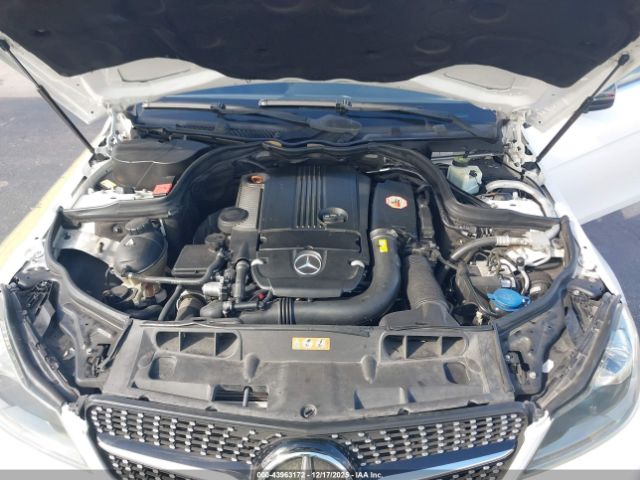 Mercedes-Benz C-Class Image 12