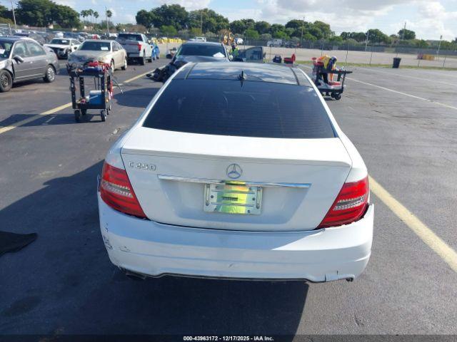 Mercedes-Benz C-Class Image 15