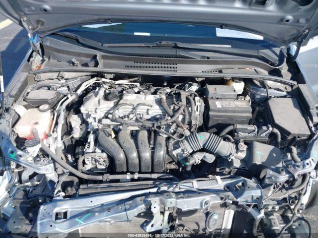 Toyota Corolla Le Image 5