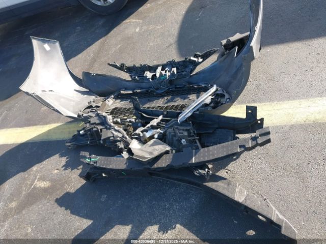 Toyota Corolla Le Image 4