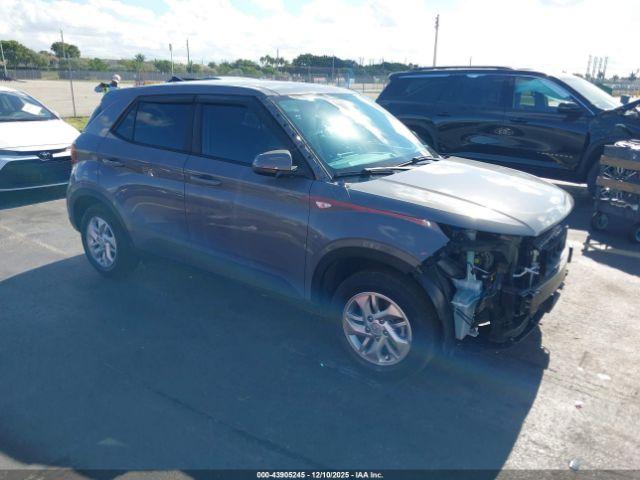  Salvage Hyundai VENUE