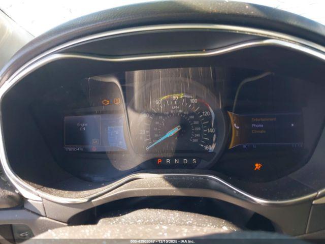 Ford Fusion Se Image 4