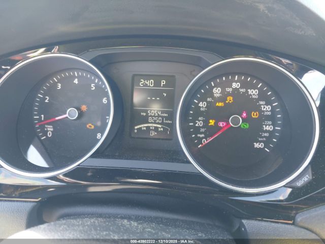 Volkswagen Jetta 1.8t Sport Image 12