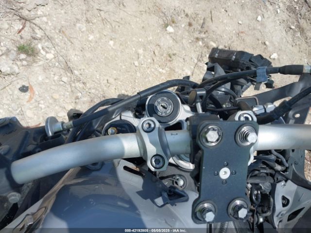 Yamaha Fz10 Image 3