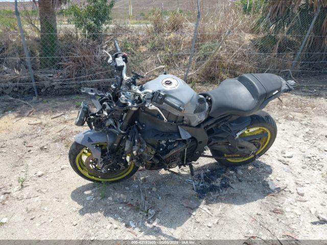 Yamaha Fz10 Image 10