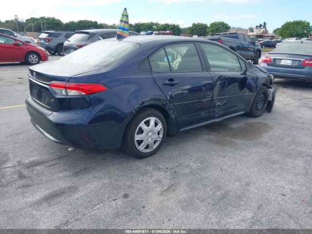 Toyota Corolla Le Image 4