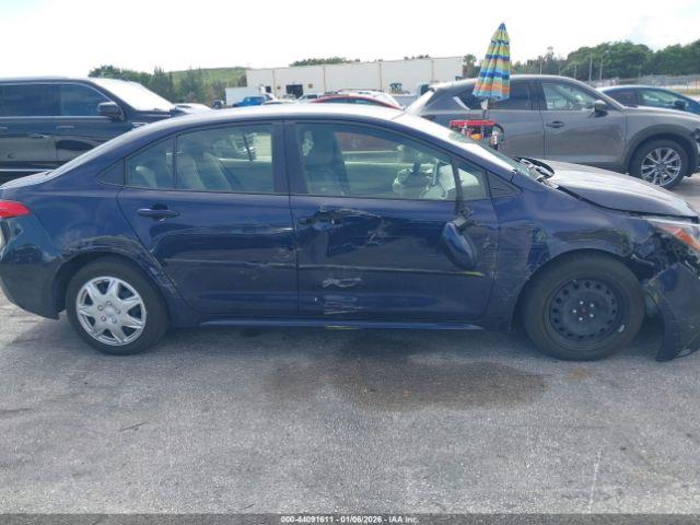 Toyota Corolla Le Image 14