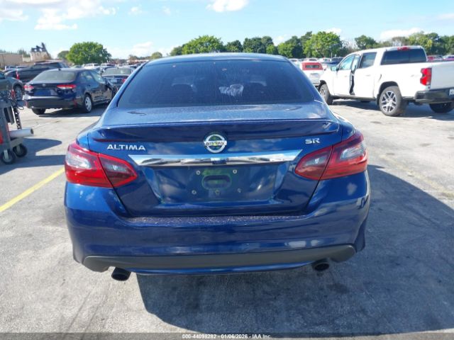 Nissan Altima 2.5 Sr Image 15