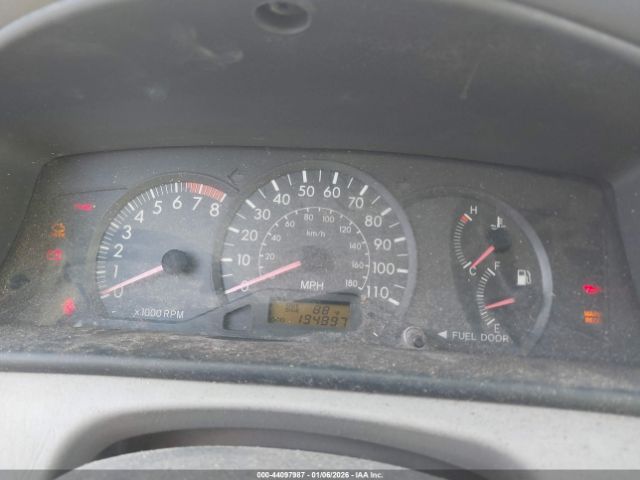 Toyota Corolla Ce Image 5