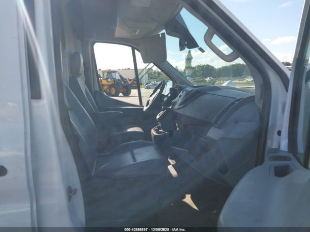 Ford Transit Image 13