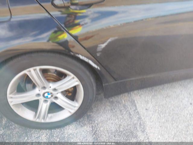 BMW 3 Series Image 6