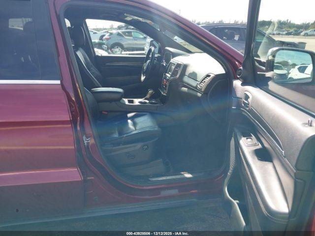 Jeep Grand Cherokee Limited 4x2 Image 13