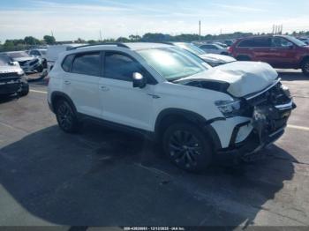  Salvage Volkswagen Taos