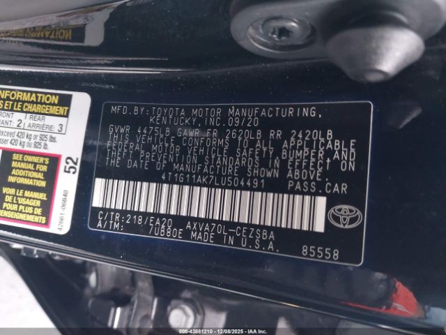 Toyota Camry Se Image 8