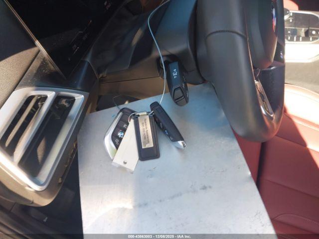 BMW 3 Series Image 3