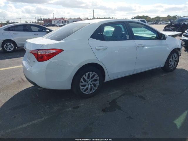 Toyota Corolla Le Image 7