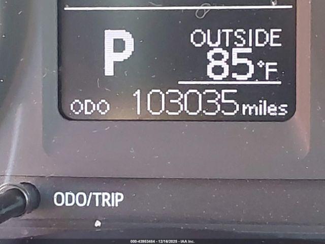 Toyota Corolla Le Image 9